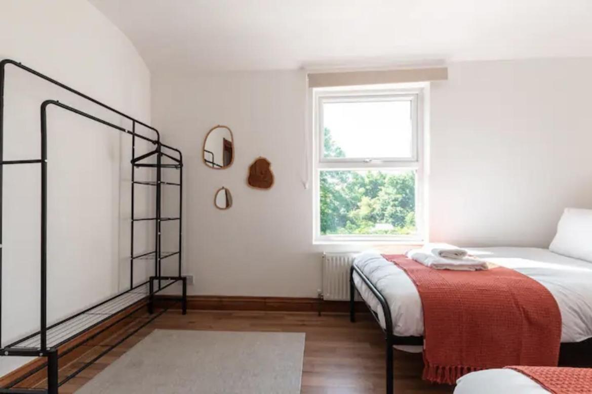 Metropolitan - 2 Bed, Private Parking Apartment, Great Commercial Home From Home Stay! Southampton Exteriér fotografie