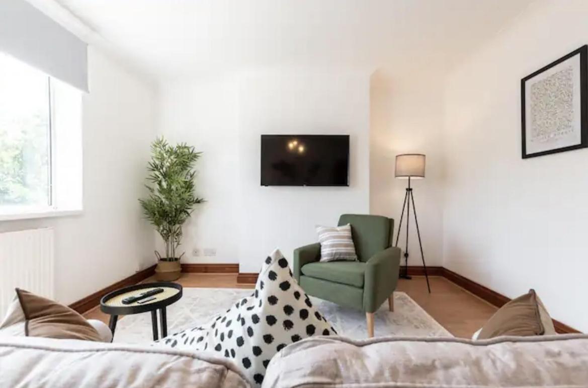 Metropolitan - 2 Bed, Private Parking Apartment, Great Commercial Home From Home Stay! Southampton Exteriér fotografie